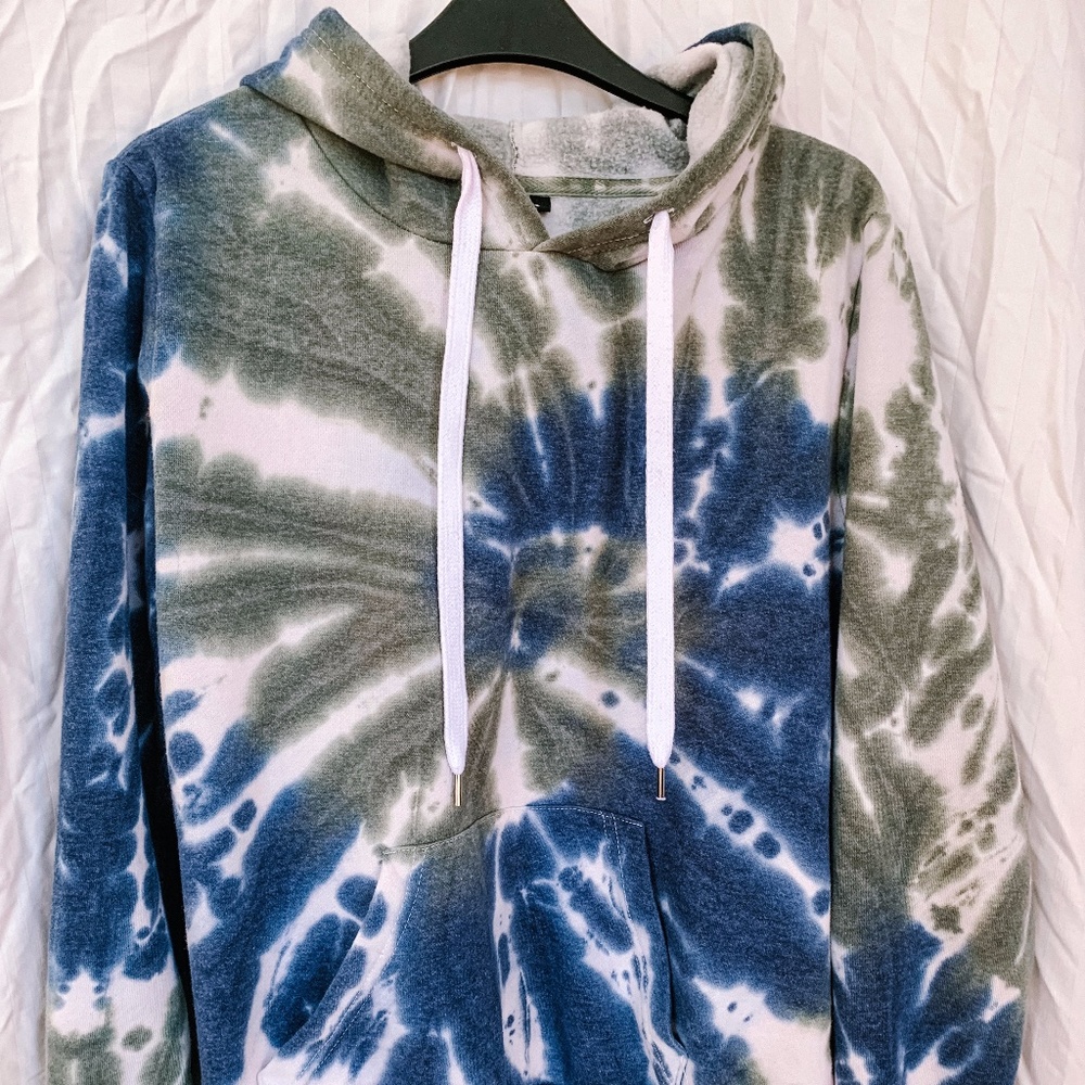 Tie Dye Sweatshirt